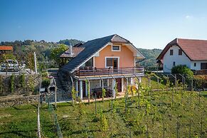 Vineyard Cottage Urban