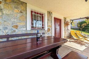 Vineyard Cottage Urban