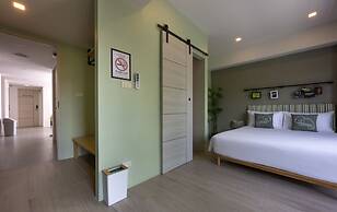 Chamemon Bed Phuket Town