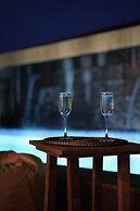Lb Boutique Hotel