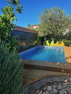 Lb Boutique Hotel