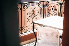 Apart Hotel Larbi