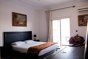 Apart Hotel Larbi