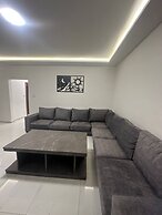 Jrecozy Home Near All Services 22