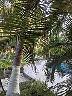 Ocean Oasis Hotel