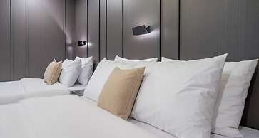 Two H Hotel