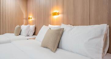 Two H Hotel