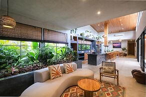 Tango Villa