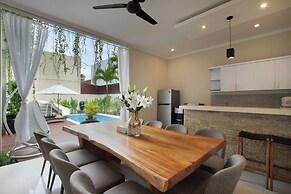 The Claremont Luxury Villas