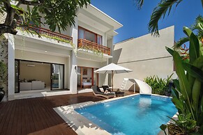 The Claremont Luxury Villas