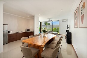 The Claremont Luxury Villas