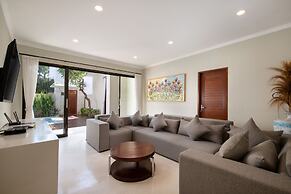 The Claremont Luxury Villas