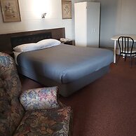 Alpine Lodge Motel