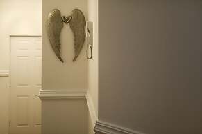White Tulip Central 3bedroom Duplex Loft
