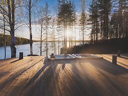 Aito  Igloo & Spa Resort