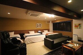 HOTEL LAVIEN
