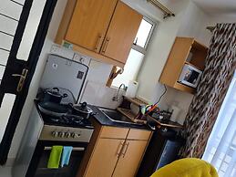 Lux Suites Racecourse Studio Apartments