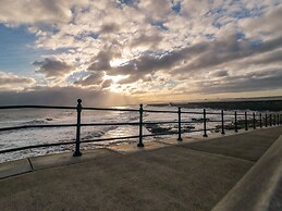 No.20 The Headland