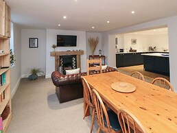 No.20 The Headland