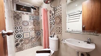Stylish Studio Room At Apartment Vida View Makassar