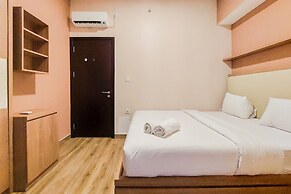 Homey And Modern 2Br At Casa De Parco Apartment