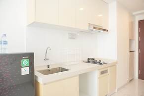 Comfy Stay Studio At Sky House Bsd Apartment