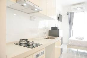 Good Choice And Nice Studio At Sky House Bsd Apartment