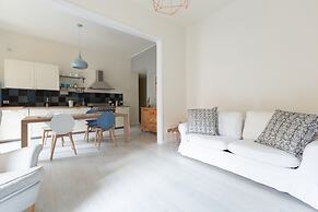 Porta Volta Bright and Roomy Flat