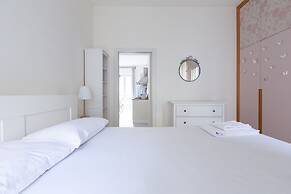 Porta Volta Bright and Roomy Flat