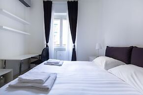 Porta Volta Bright and Roomy Flat