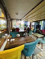 Liman Hotel