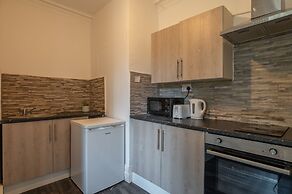 Fully Serviced 1-bed Studio8 in Coventry