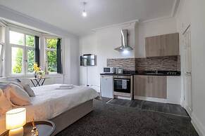 Inviting 1-bed Studio2 in Coventry