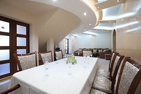 Stay Inn on Sayat Nova 33