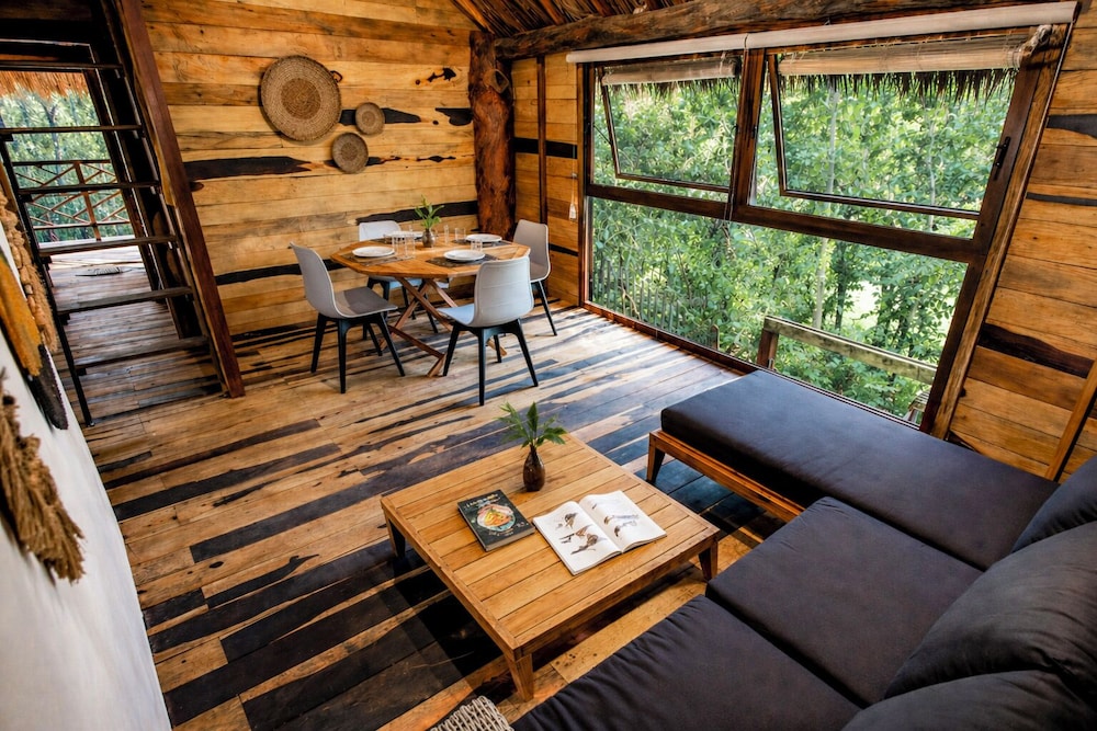 Treehouse Tulum H2Ojos