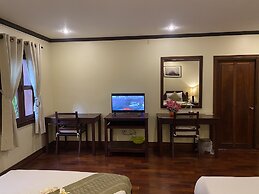Luang Prabang Residence & Travel
