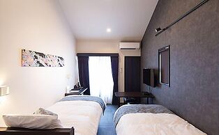 Gion Hanna STAY