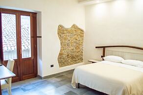 Palazzo Iaquinta - Rooms & Restaurant