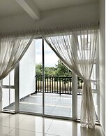 Hom Villa 16-25 pax