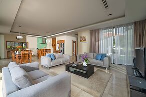 The Ocean Suites