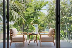 The Ocean Suites