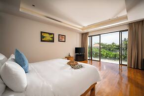 The Ocean Suites
