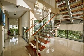 The Ocean Suites
