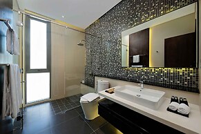 The Ocean Suites