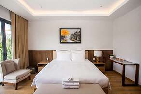 The Ocean Suites