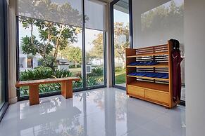 The Ocean Suites