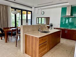 The Ocean Suites