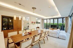 The Ocean Suites
