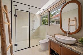 The Ocean Suites