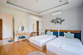 The Ocean Suites